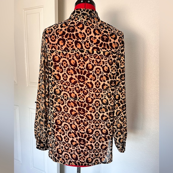 H&M Leopard Print Button-Up Blouse - Picture 5 of 10
